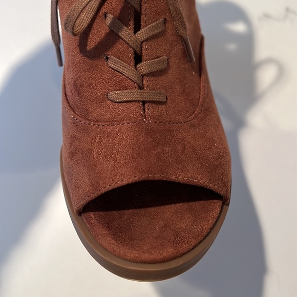 OPEN TOE BROWN LACE UP chunky heeled BOOTS, 7 - Picture 5 of 5